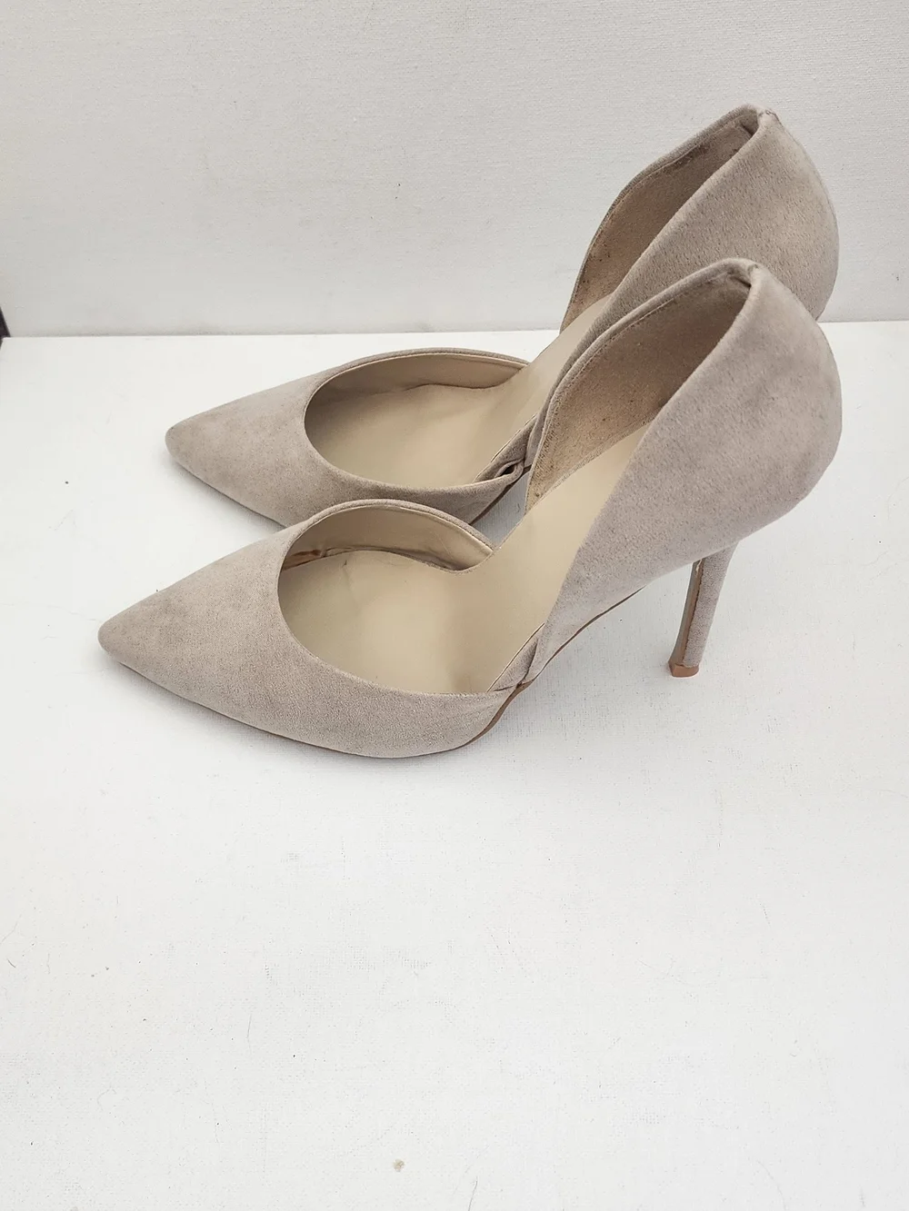 TD Nude Suede Pointed D'Orsay Heels